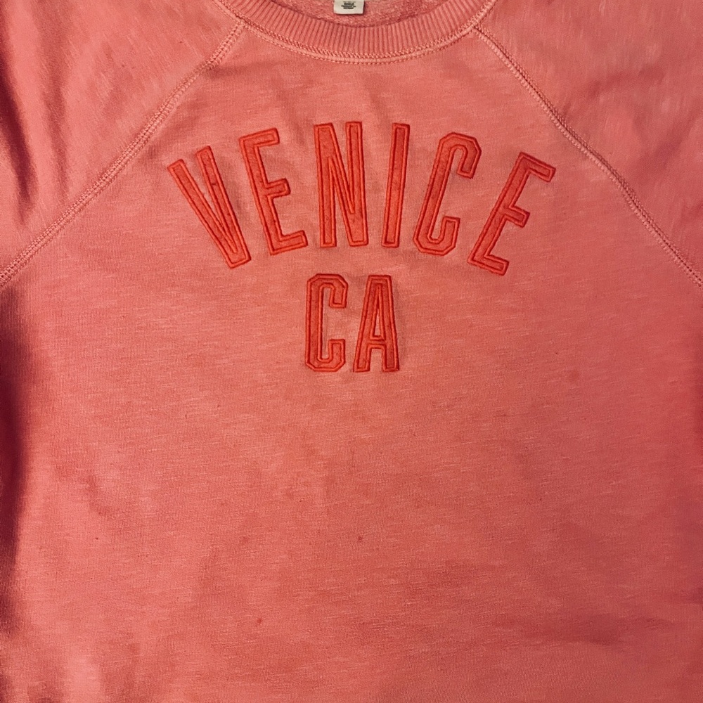 American Eagle Outfitter lightweight sweatshirt - Picture 2 of 6